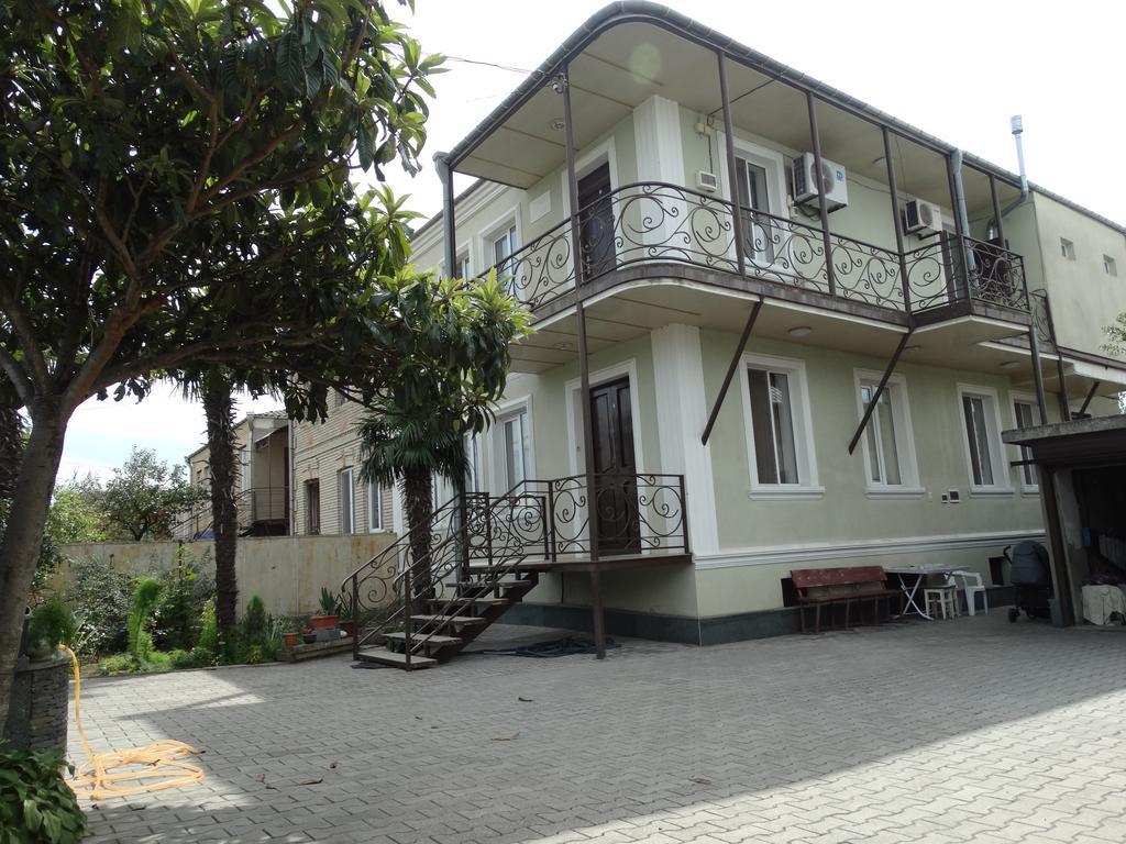 Hotel Sano Kʼutʼaisi Exterior foto